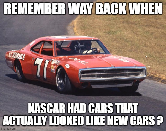 01 NASCAR.jpg